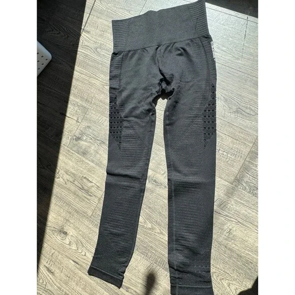 Gymshark Woman's Leggings XS High Rise Compression Stretch Active Yoga Black - Picture 1 of 4